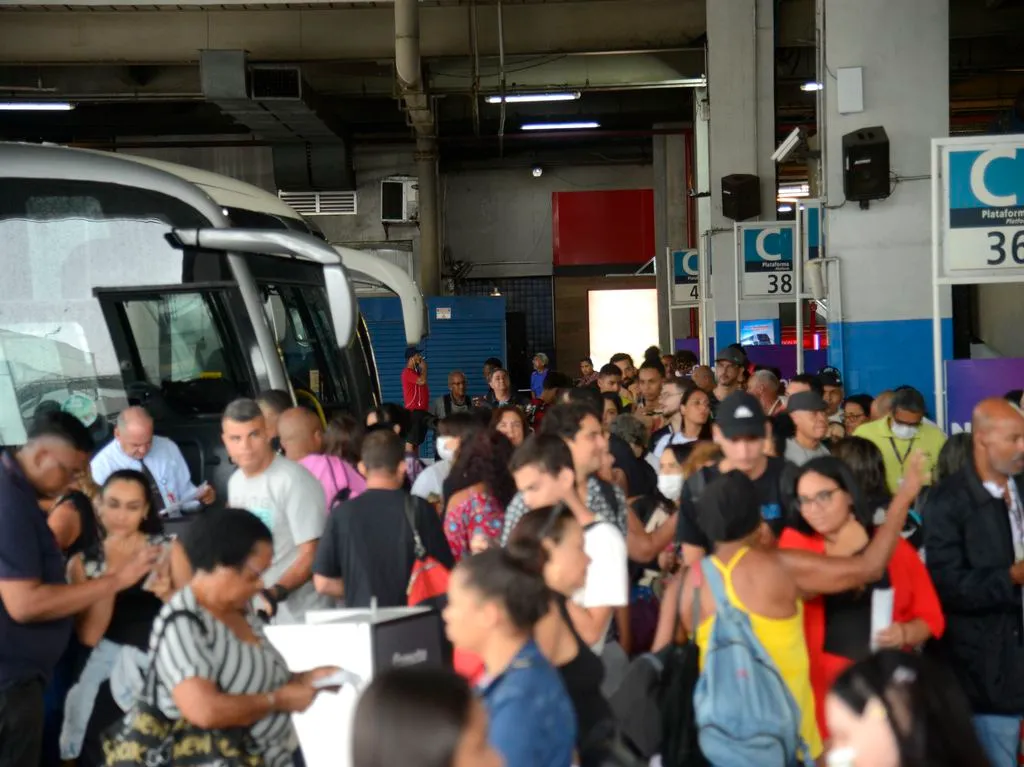 Réveillon: 600 mil pessoas são esperadas na Rodoviária do Rio no final de semana
