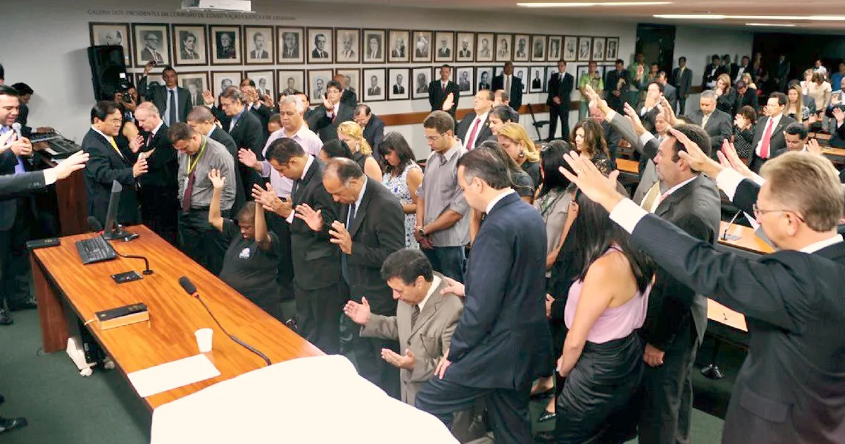 Deputados evangélicos em culto na Câmara dos Deputados David Ribeiro/Agência Câmara