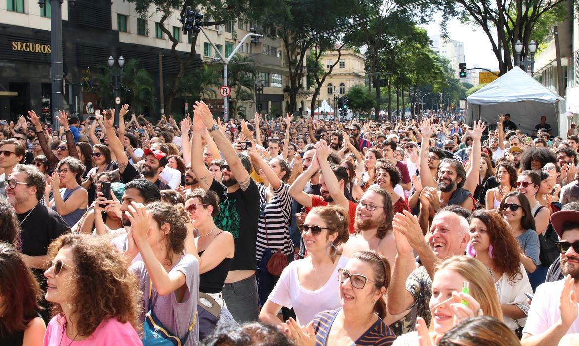 A expectativa é que cerca 2 milhões de pessoas passem pelo evento. Foto: Rovena Rosa/ Agência Brasil