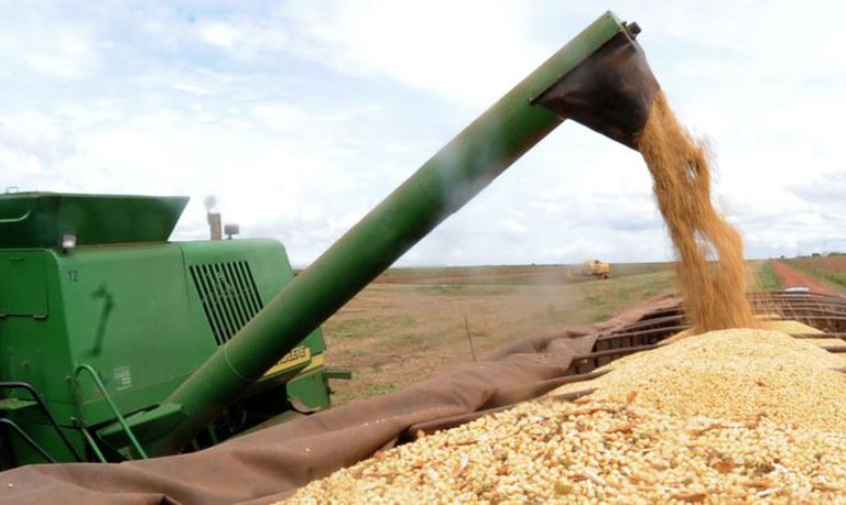 Governo lança Plano Safra com R$ 340 bilhões para produtores rurais