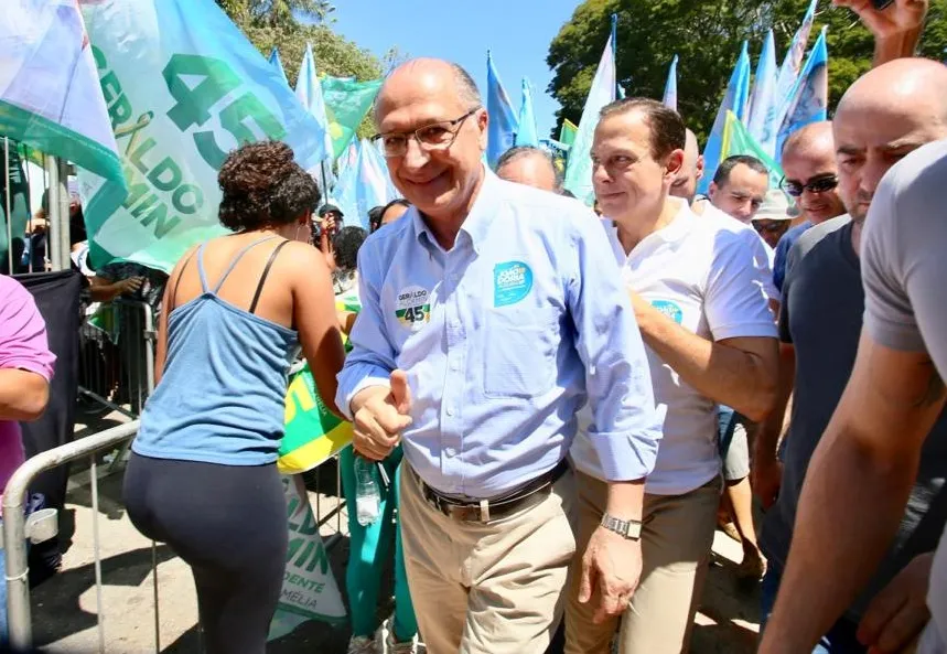 Geraldo Alckmin, assim como Felicio Ramuth e Ortiz Jr, deve se afastar do PSDB de João Doria