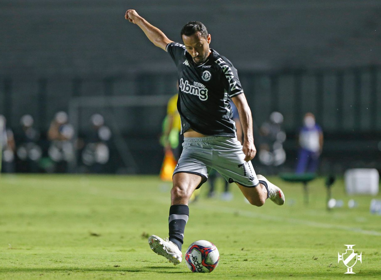 Nenê em atuação contra o Goiás  Rafael Ribeiro