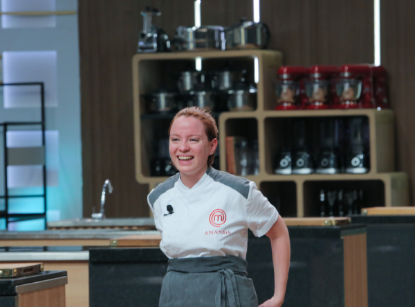 MasterChef Profissionais: Ananda é eliminada e emociona Ana Paula