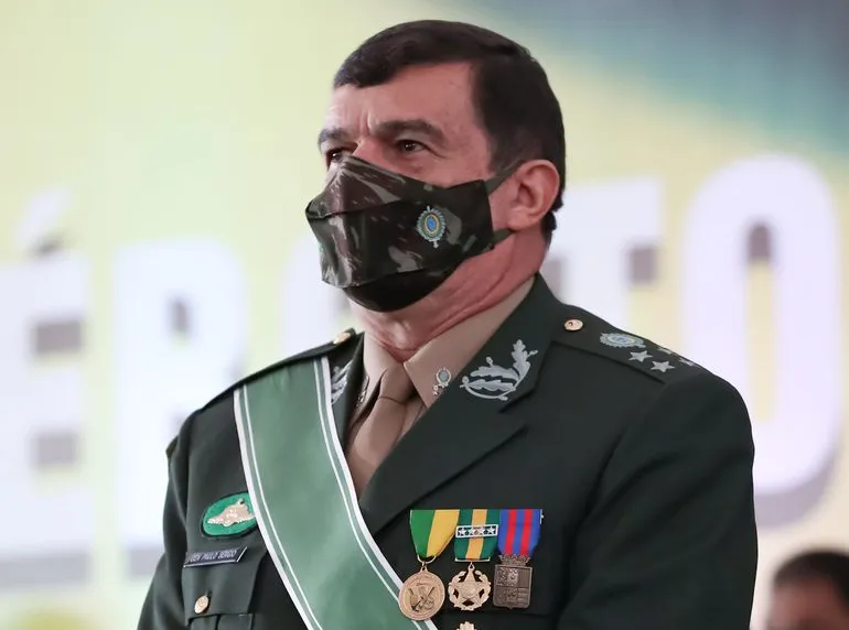 Ministro da Defesa pede retirada de Heber Garcia Portella de Comissão de Transparência