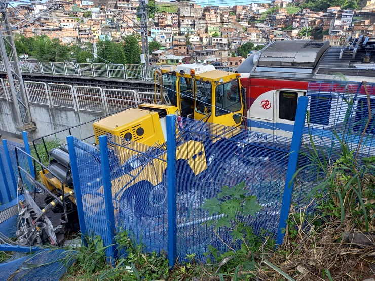 Metrô bateu contra máquina em  Jaqueira do Carneiro Ricardo Silva / Band Bahia