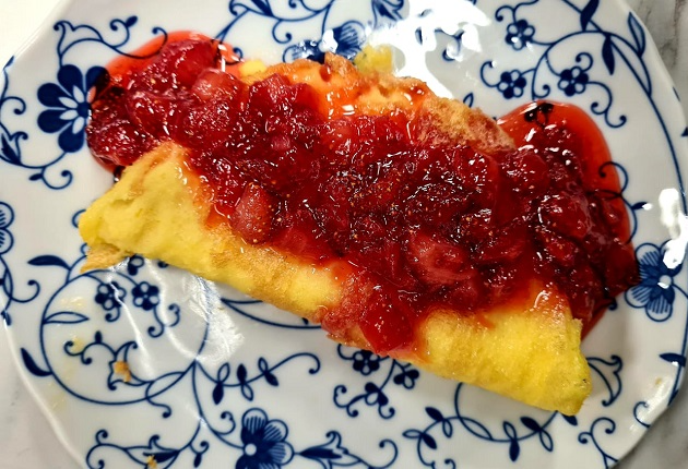 Omelete doce com geleia de morango | Band Receitas 
