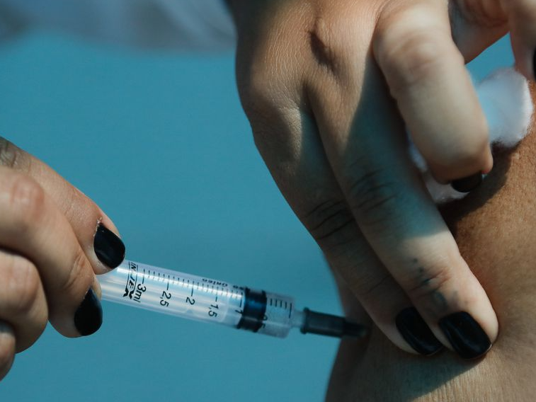 SP: 4 milhões e meio de pessoas estão com a vacinação contra a Covid-19 atrasada