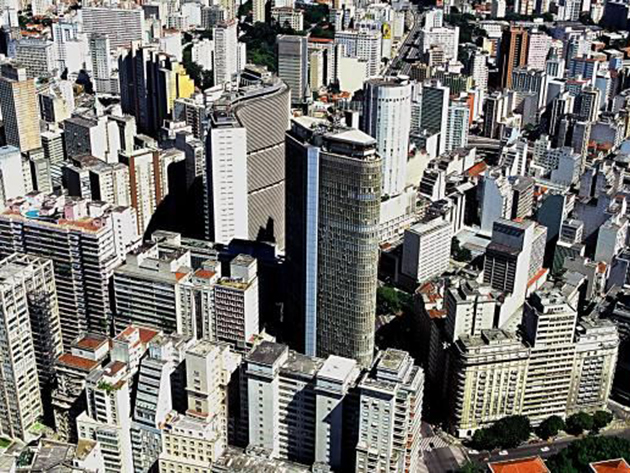 Com aquecimento do mercado imobiliário cresce o número de financiamentos Agência Brasil