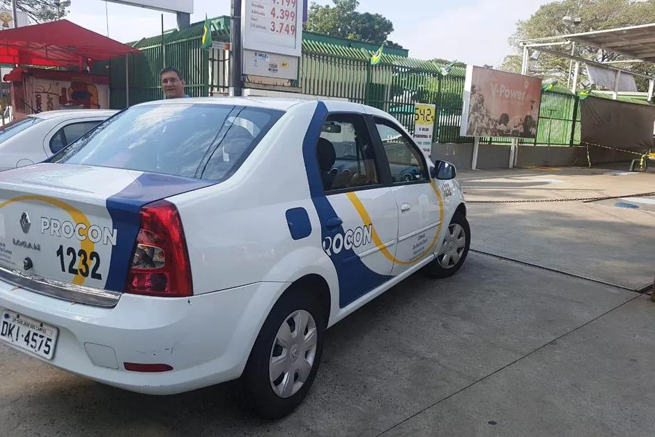 Procon constata redução no preço médio dos combustíveis em São José dos Campos