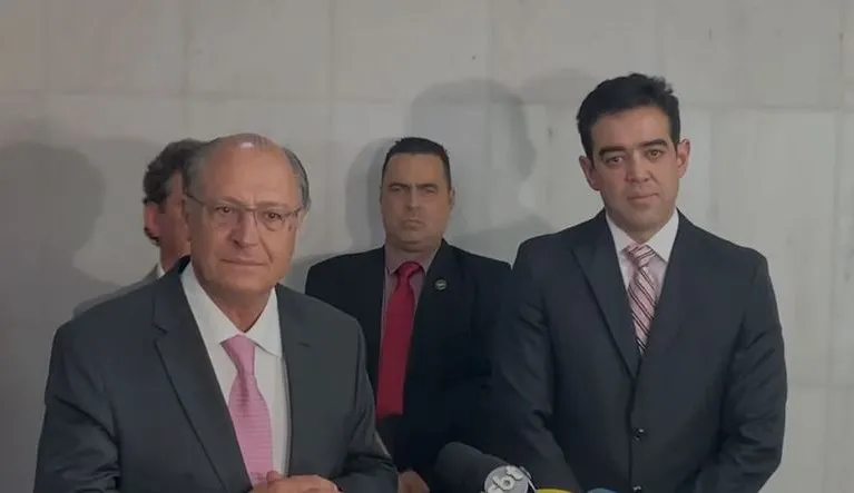 Vice-presidente eleito Geraldo Alckmin comanda a transição de governo