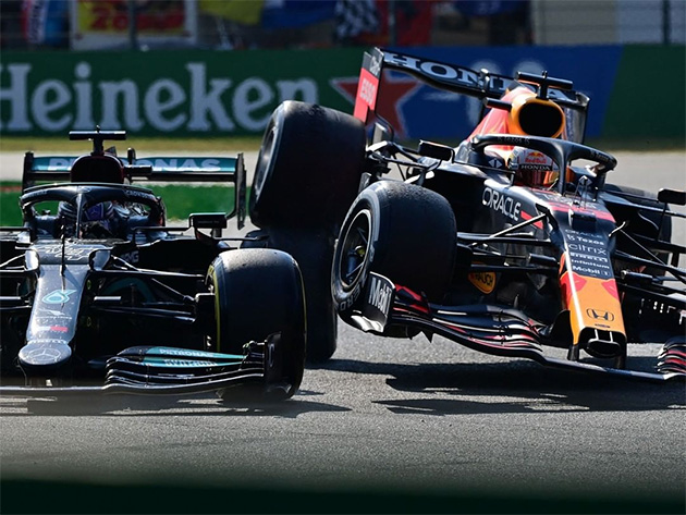 F1: “Hamilton comete poucos erros. Ele só erra contra Verstappen”, diz Villeneuve