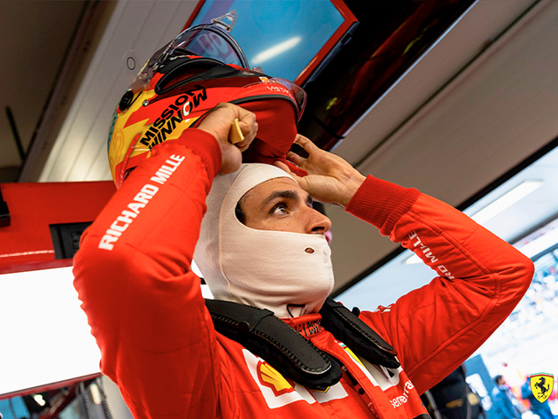 F1: Ferrari confirma troca de motor e Carlos Sainz vai largar do fundo do grid na Turquia