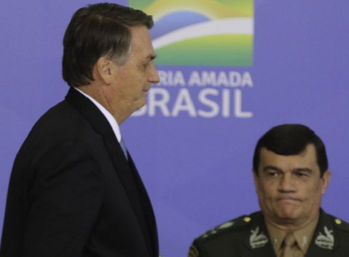 Presidente Jair Bolsonaro como ministro Paulo Sérgio Nogueira, ex-comandante do Exército