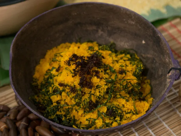 Farofa de içá é uma iguaria da culinária indígena
