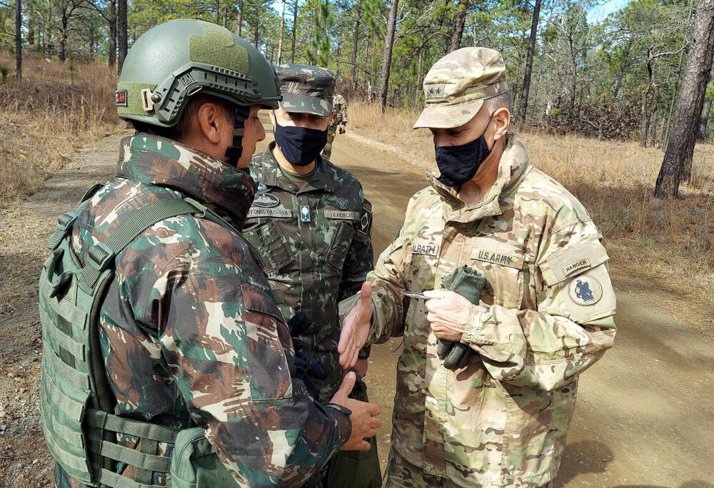 Exército americano irá dispensar militares não vacinados contra a Covid Foto: Embaixada dos Estados Unidos