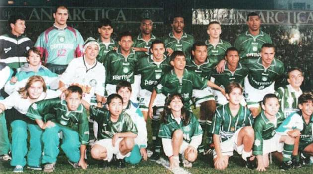 Time do Palmeiras campeão da Libertadores de 1999