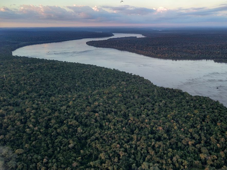 Rio Paraná, principal formador da Bacia do Prata Foto: Reprodução/Agência Brasil