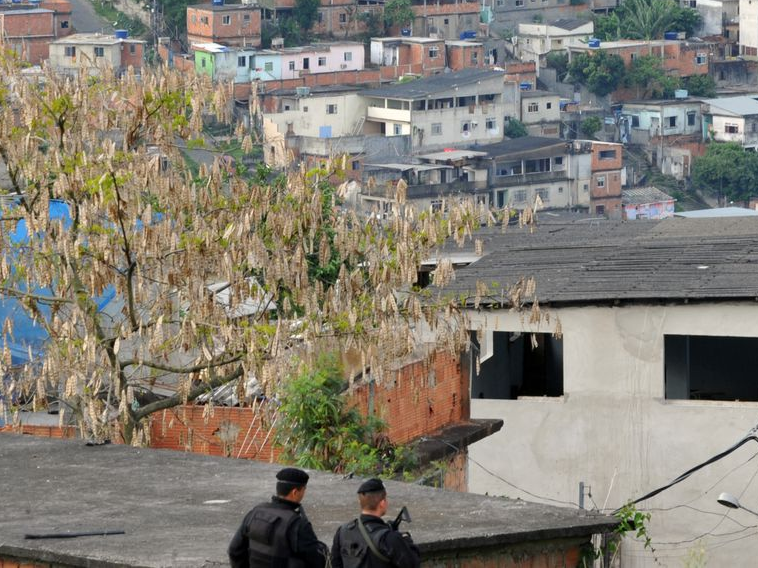 Polícia Militar enfrenta inquérito após operação no Complexo do Salgueiro