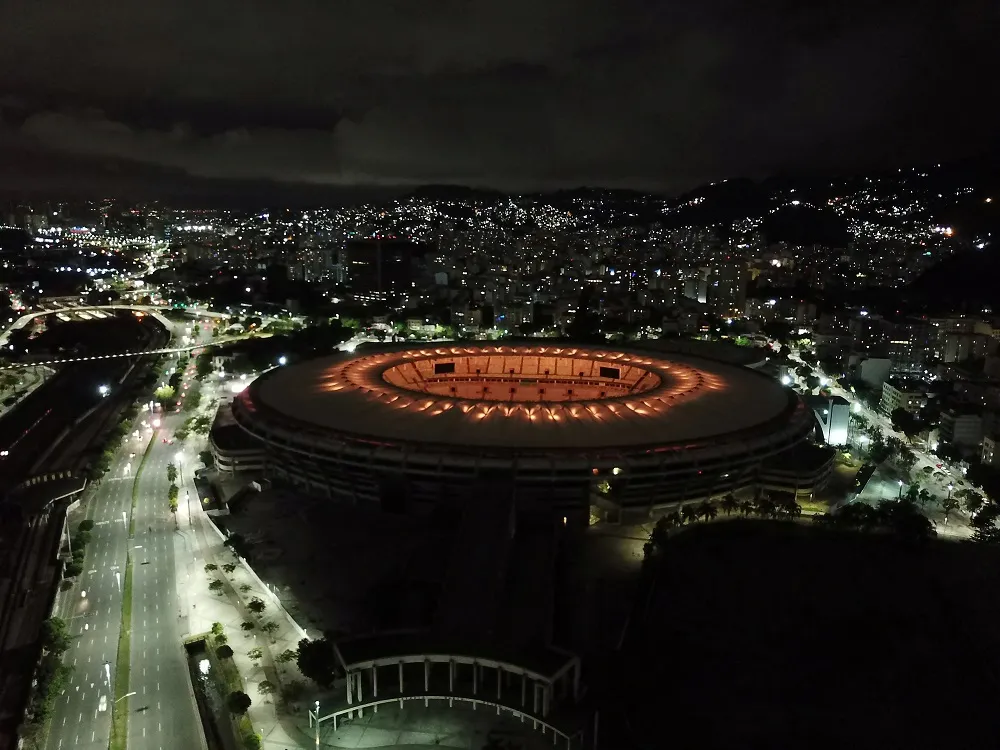 Avenida que passa ao lado do Maracanã vai ganhar o nome de Pelé