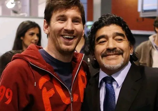 Messi publicou fotos com Diego Maradona