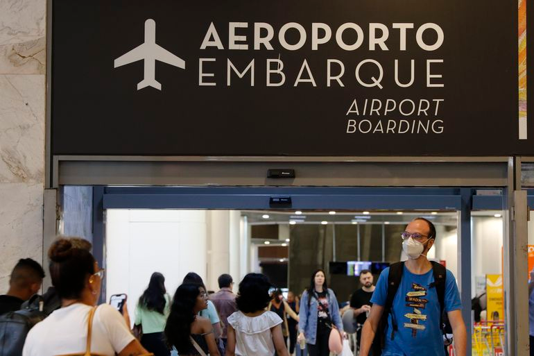 Movimento nos aeroportos deve aumentar 45% nesta semana Fernando Frazão/Agência Brasil