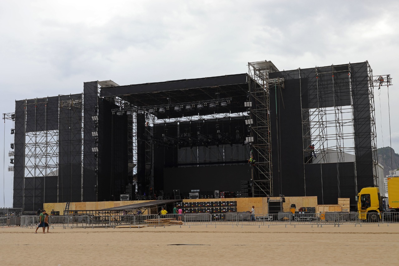 Copacabana receberá shows de artistas como Zeca Pagodinho, Alexandre Pires e Preta Gil Divulgação/Prefeitura do Rio