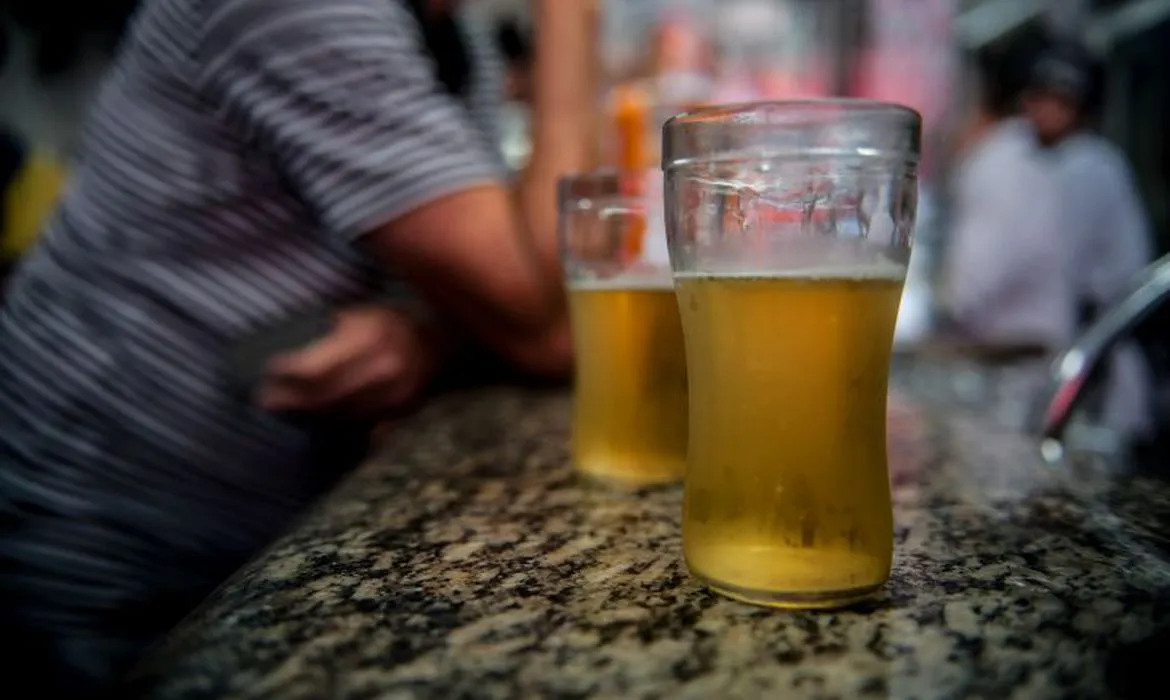 Catar é o país com a cerveja mais cara do mundo.