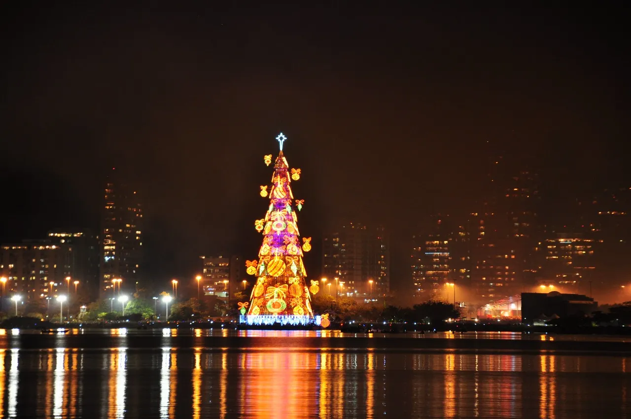 Árvore de Natal da Lagoa não deve ser montada este ano | Rádio BandNews Rio  de Janeiro FM