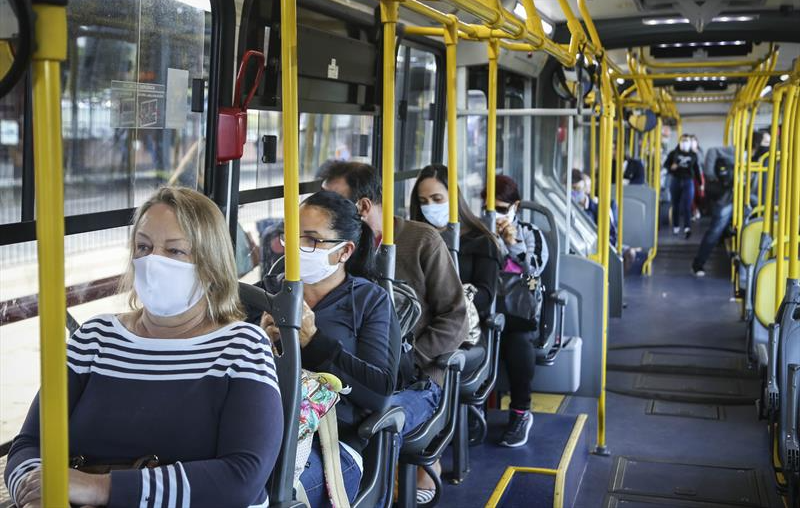 Atual cenário epidemiológico da COVID-19 permite flexibilizar a restrição Luiz Costa/SMCS