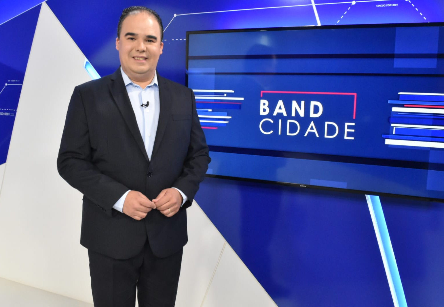 Claudio Nicolini comanda o Band Cidade 1ª Edição Divulgação/Band Vale