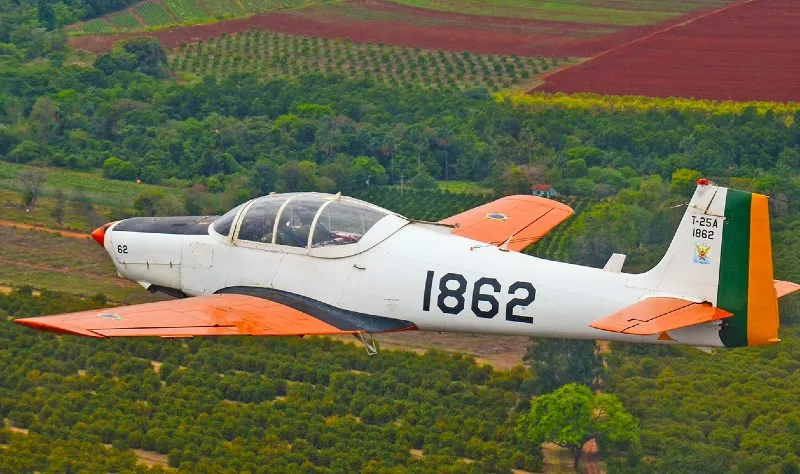 Avião da FAB desaparece durante voo de treinamento em Santa