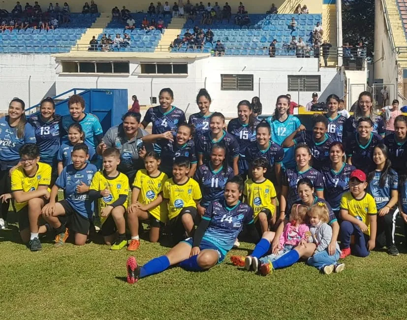 Futebol feminino araçatubense é campeão nos Jogos Regionais - Prefeitura  Municipal de Araçatuba