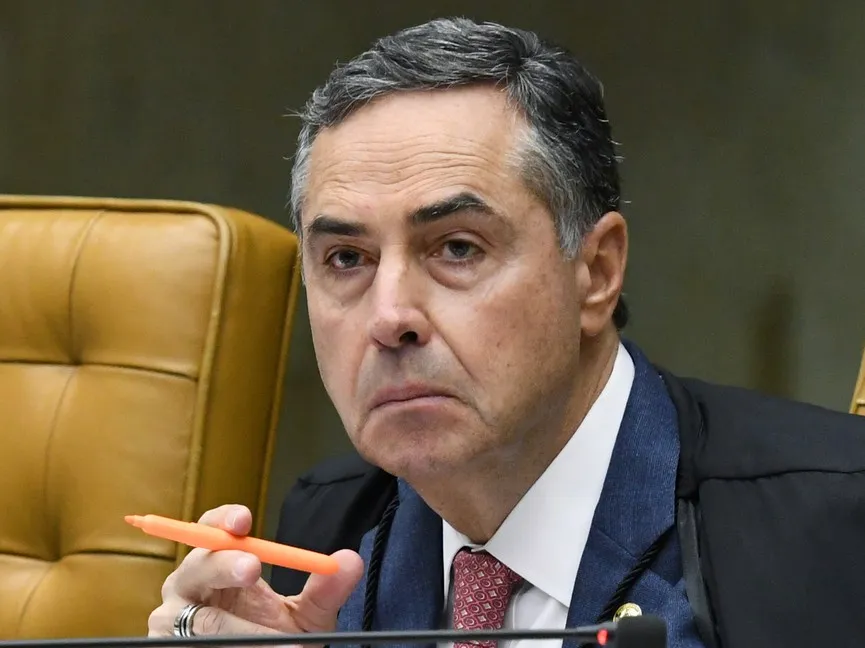 O presidente do Senado, Rodrigo Pacheco, que analisará os textos, tem reafirmado que não há base legal para o pedido que deve ser arquivado
