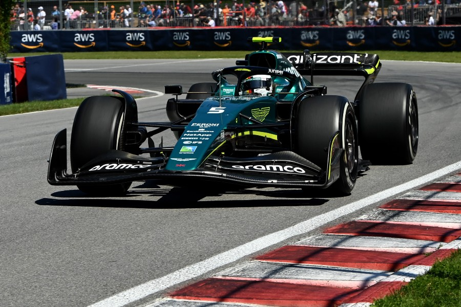 Aston Martin confia em permanência de Sebastian Vettel para temporada 2023
