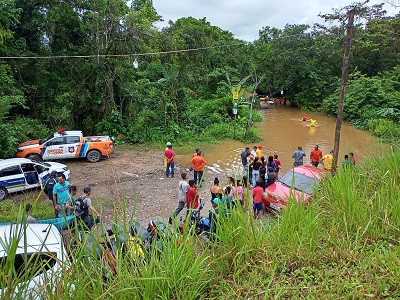 Criança de três anos desaparece após bote virar em São Sebastião Divulgação/ Moisés Figueiredo