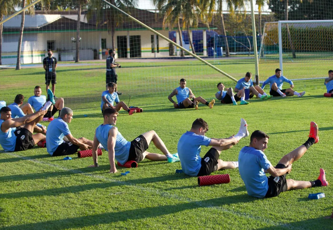 Jogadores do Uruguai durante treino em Cuiabá