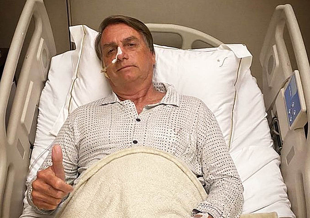 Bolsonaro deverá ter alta hospitalar hoje Reprodução