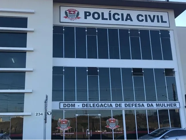 Justiça condena a 24 anos homem que matou companheira a facadas em São José  Divulgação/ Policia Civil