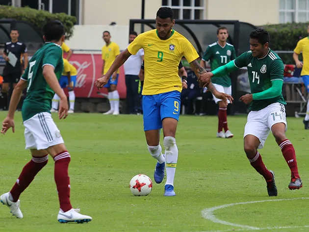 Fifa anuncia que Mundial sub-17, no Brasil, será disputado de 26