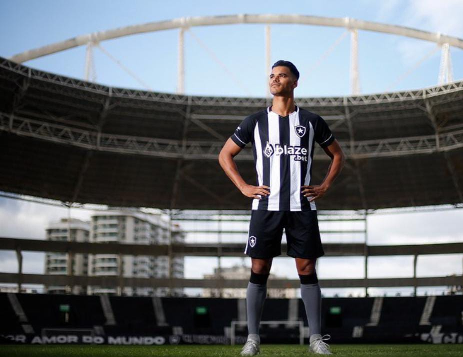Botafogo anuncia contratação de Danilo Barbosa nesta sexta-feira