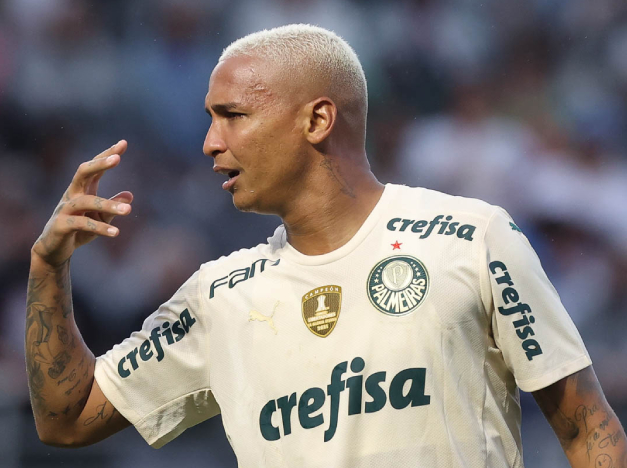 Denílson avalia expulsão de Deyverson e acredita ser exagerada Cesar Greco/Palmeiras