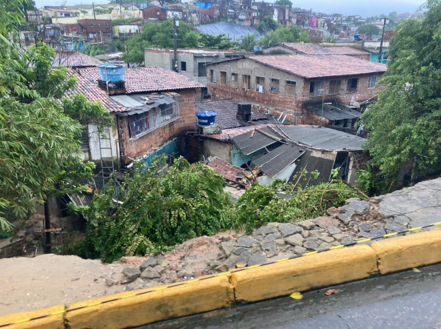 Chuva dá trégua em Pernambuco: número de mortes sobe para 120