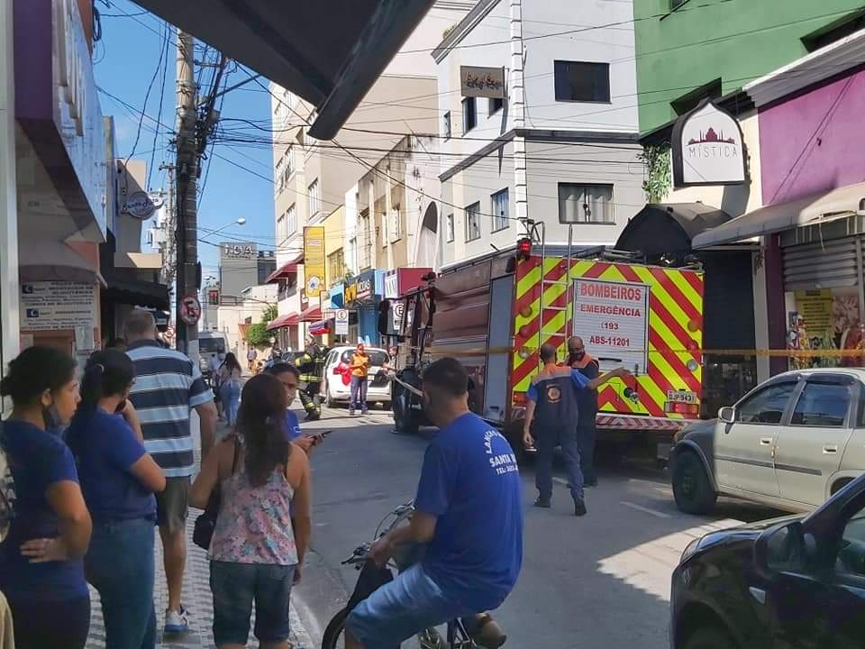 Acidente com gás em lanchonete fere duas pessoas no Centro de Caçapava Redes sociais