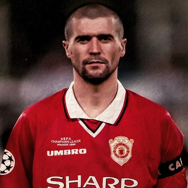 O volante Roy Keane na época em que atuava no Manchester United