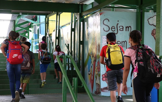 Aulas presenciais voltam a ser obrigatórias em SP nesta segunda (18); rede municipal volta na próxima semana Foto: Rovena Rosa/Agência Brasil