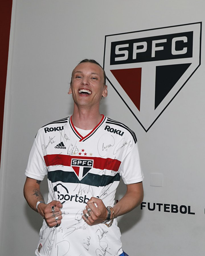 Vecna ganhou camisa autografada Rubens Chiri/ São Paulo