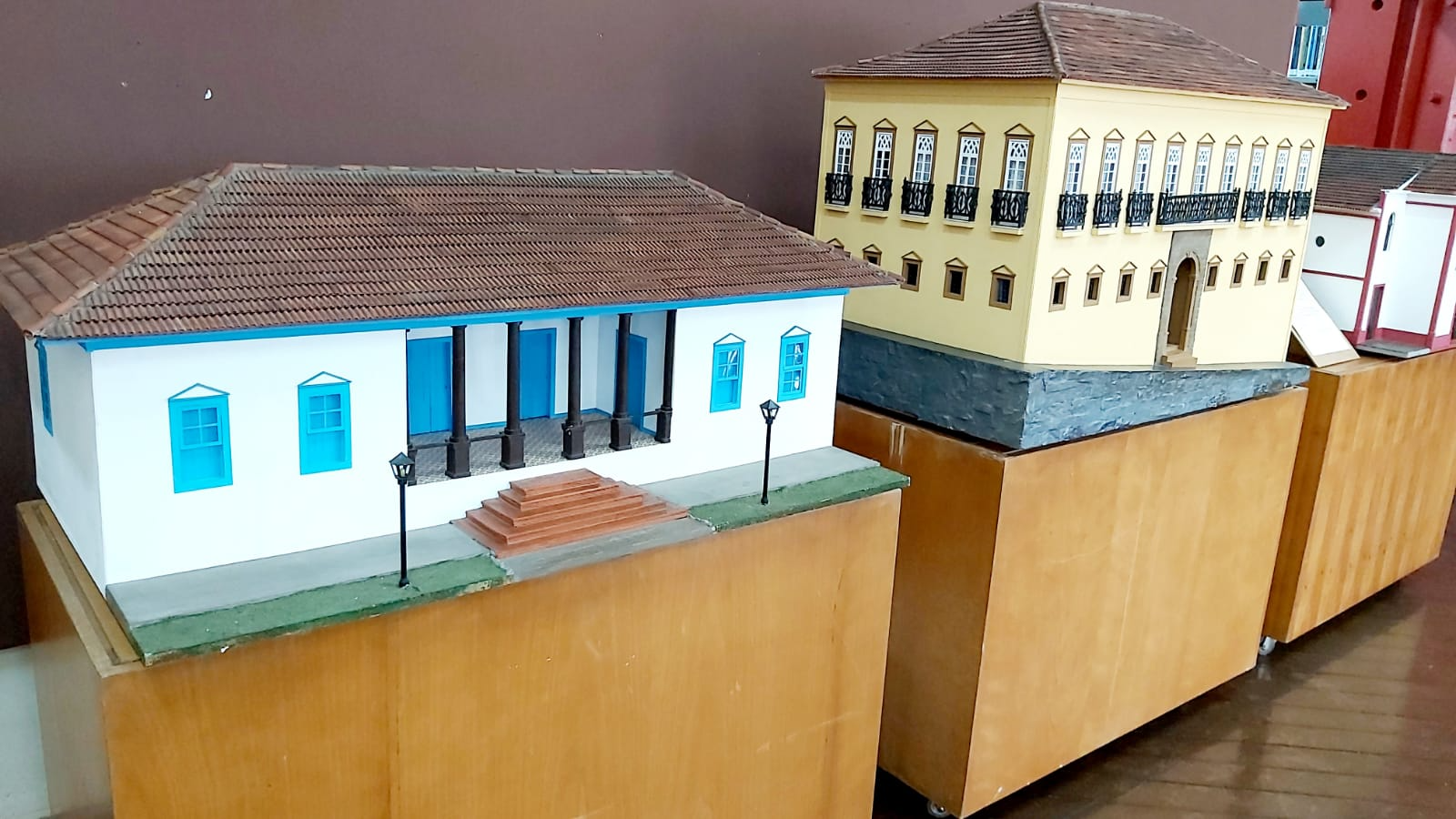Exposição 'Sorocaba Primeiros Tempos' está na Biblioteca Infantil em Sorocaba