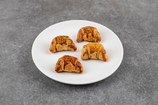 Mini Croissant de Almôndegas | Band Receitas