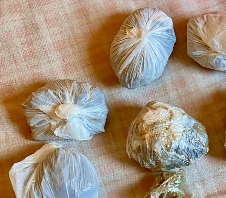 Ele estava de posse de maconha e cocaína