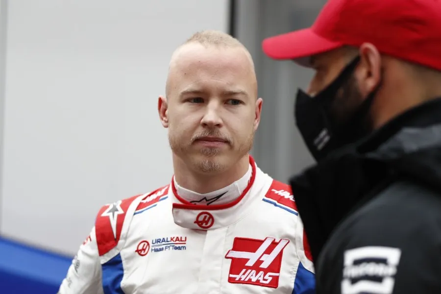 Russo sonha com retorno à F1 e diz não ter interesse em correr na Indy